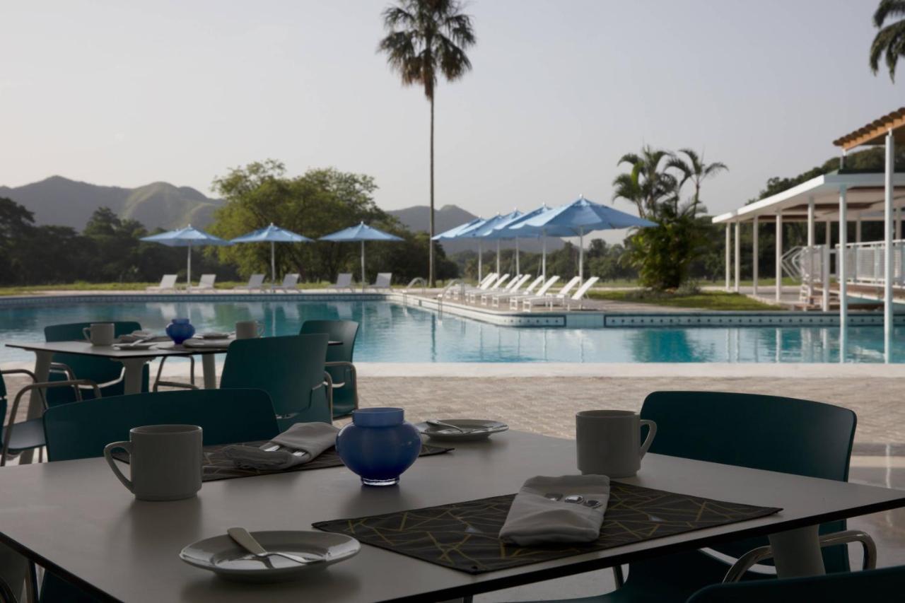 Marriott Maracay Golf Resort Екстериор снимка