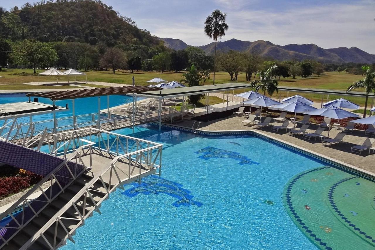 Marriott Maracay Golf Resort Екстериор снимка