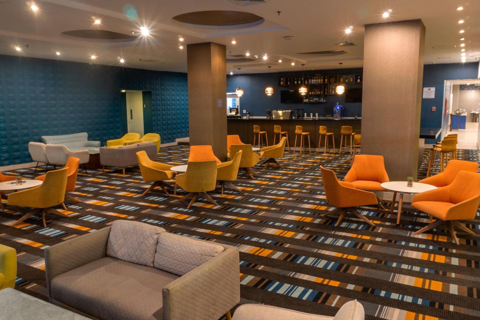 Marriott Maracay Golf Resort Екстериор снимка